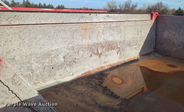 image for item DN3747 2005 Mack Granite CV713 dump truck