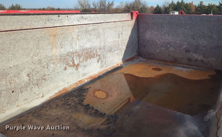 image for item DN3747 2005 Mack Granite CV713 dump truck