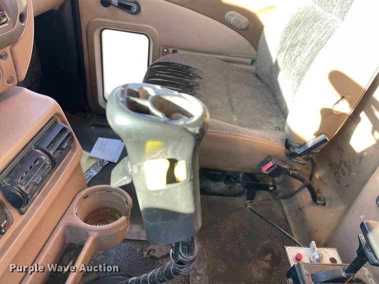 image for item DN3747 2005 Mack Granite CV713 dump truck