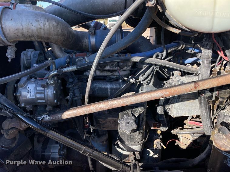 image for item DN3747 2005 Mack Granite CV713 dump truck