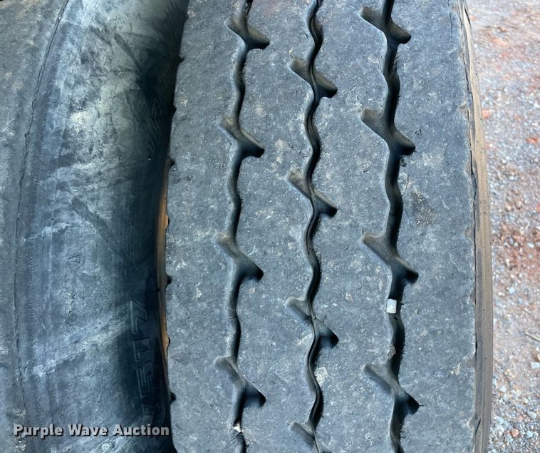 image for item DN3747 2005 Mack Granite CV713 dump truck