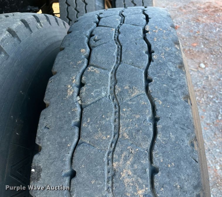 image for item DN3747 2005 Mack Granite CV713 dump truck