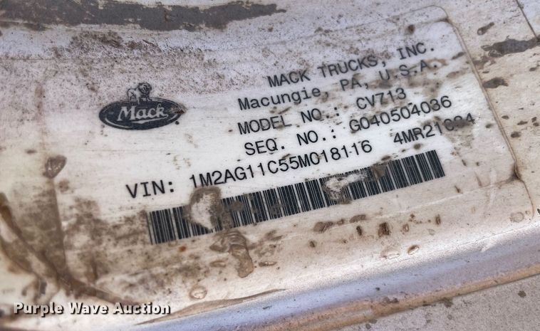 image for item DN3747 2005 Mack Granite CV713 dump truck