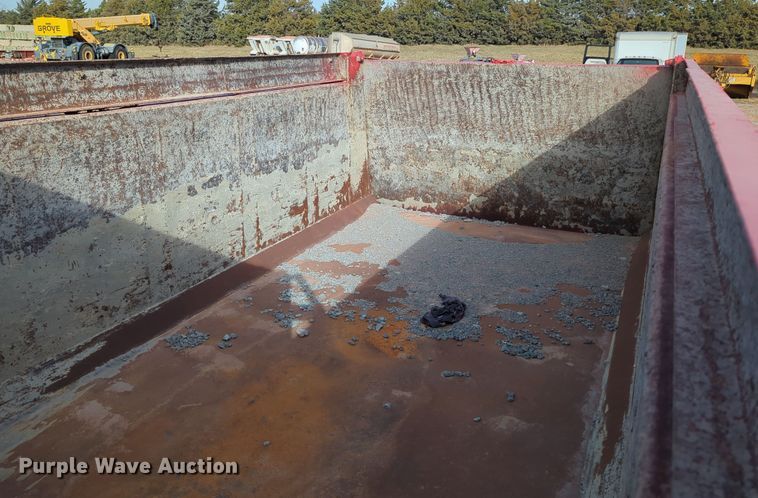 image for item DN3770 2005 Mack  Granite CV713 dump truck