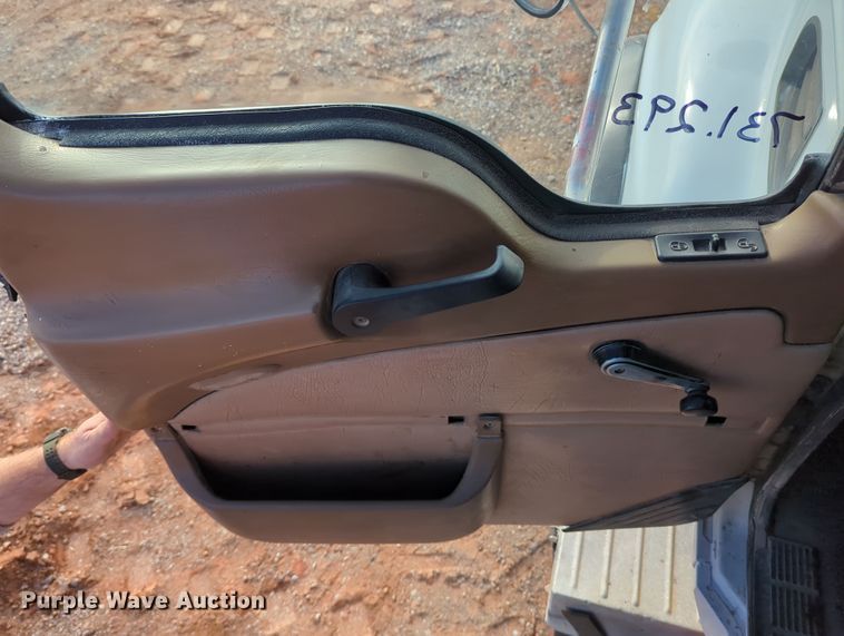 image for item DN3770 2005 Mack  Granite CV713 dump truck