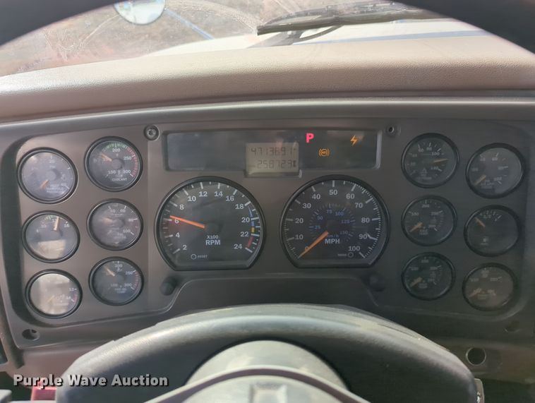 image for item DN3770 2005 Mack  Granite CV713 dump truck