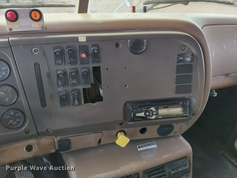 image for item DN3770 2005 Mack  Granite CV713 dump truck