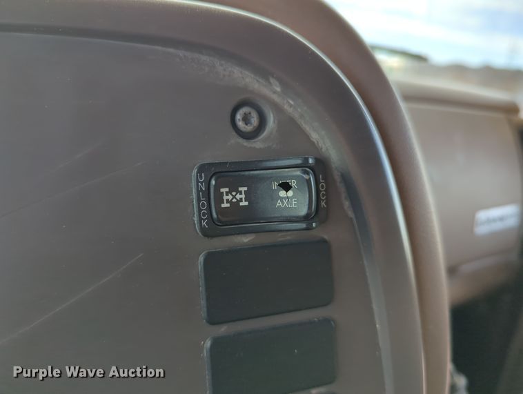 image for item DN3770 2005 Mack  Granite CV713 dump truck