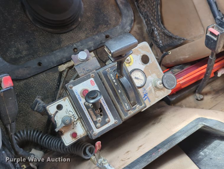 image for item DN3770 2005 Mack  Granite CV713 dump truck