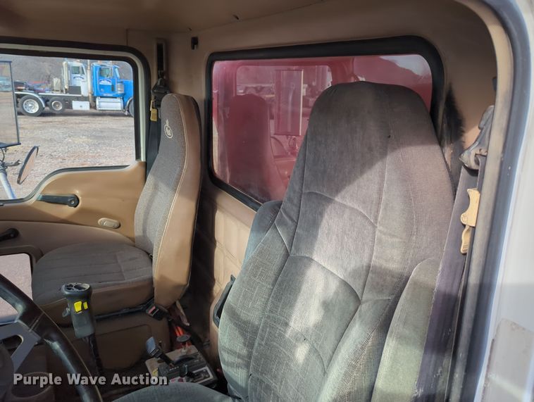 image for item DN3770 2005 Mack  Granite CV713 dump truck