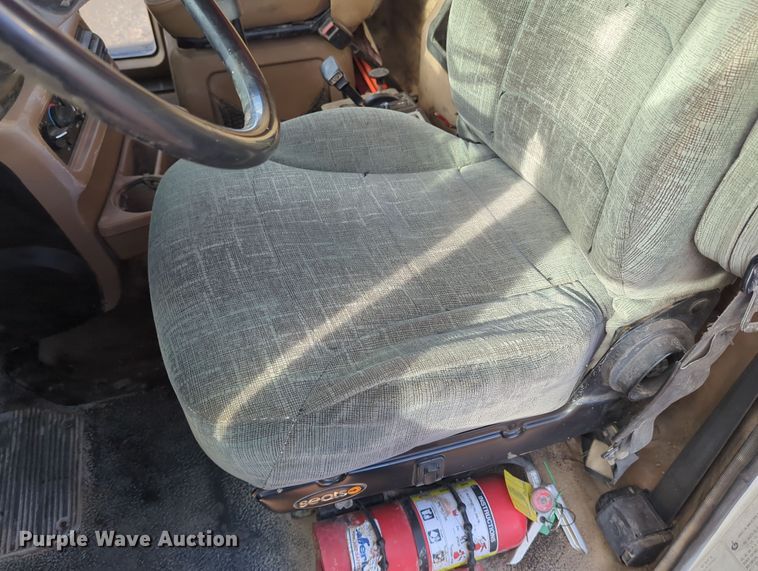 image for item DN3770 2005 Mack  Granite CV713 dump truck