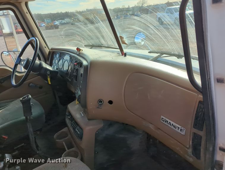 image for item DN3770 2005 Mack  Granite CV713 dump truck