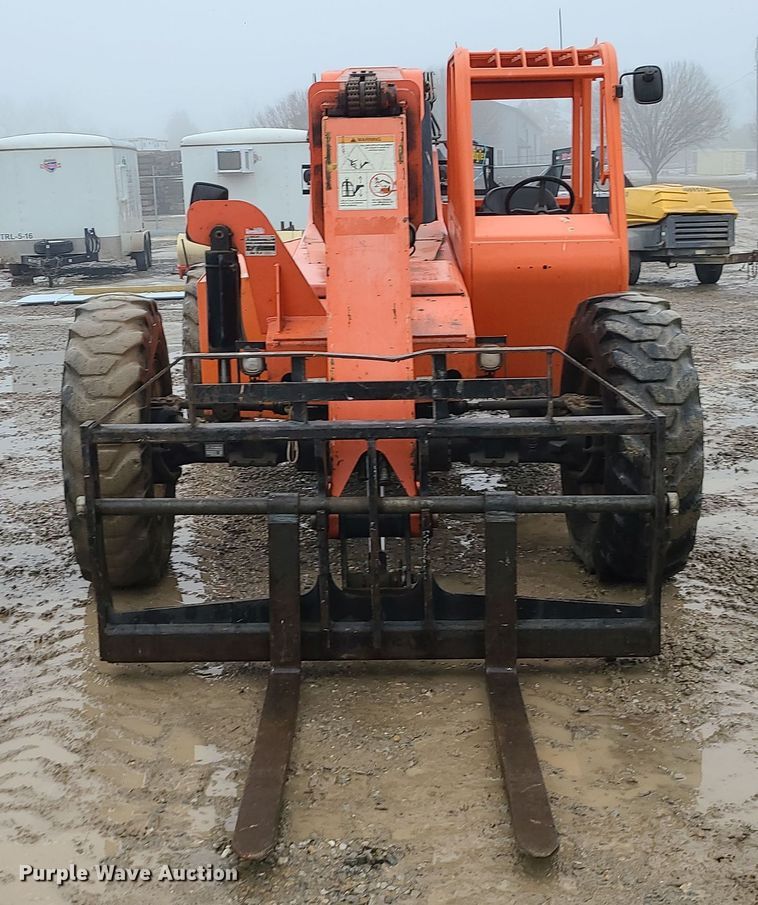 image for item DN8273 2008 JLG 8042 telehandler