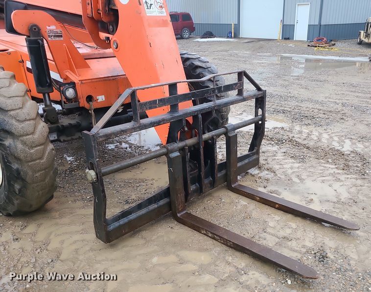image for item DN8273 2008 JLG 8042 telehandler