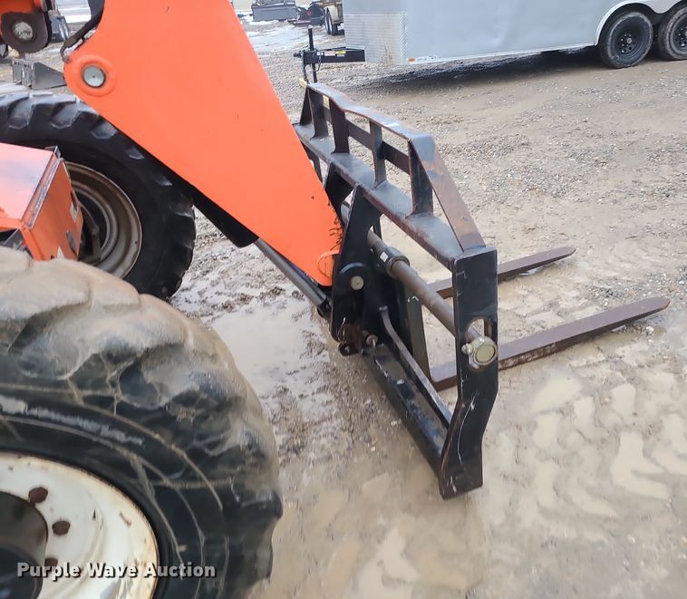 image for item DN8273 2008 JLG 8042 telehandler