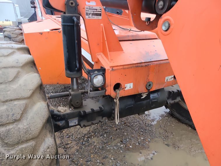 image for item DN8273 2008 JLG 8042 telehandler