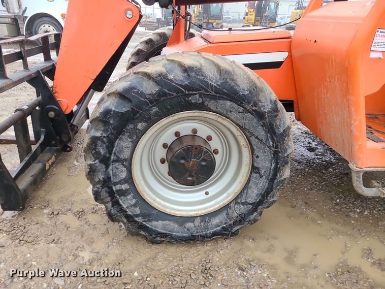 image for item DN8273 2008 JLG 8042 telehandler