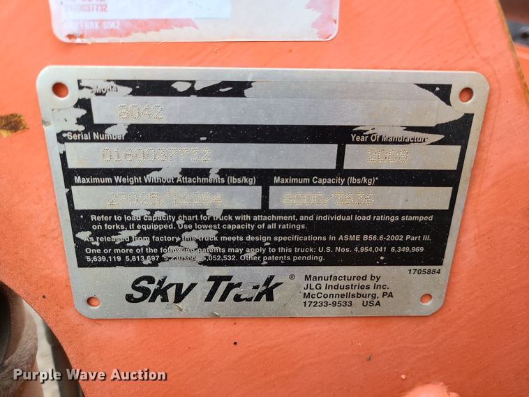 image for item DN8273 2008 JLG 8042 telehandler