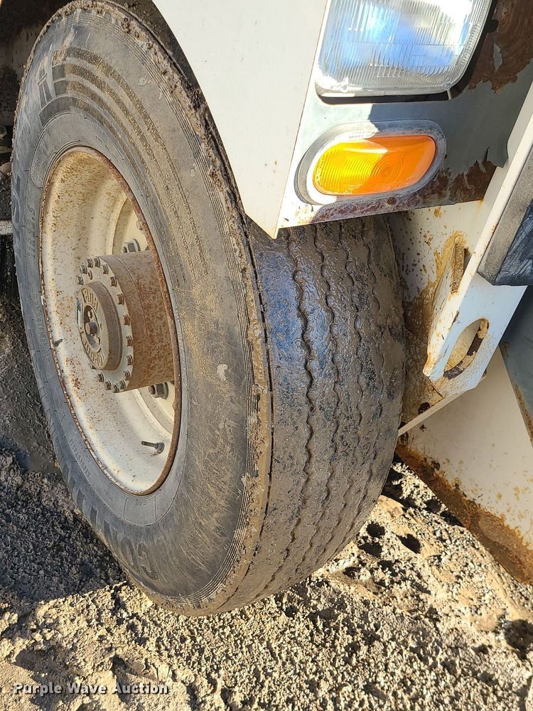 image for item DN8311 Elgin Pelican Series P street sweeper