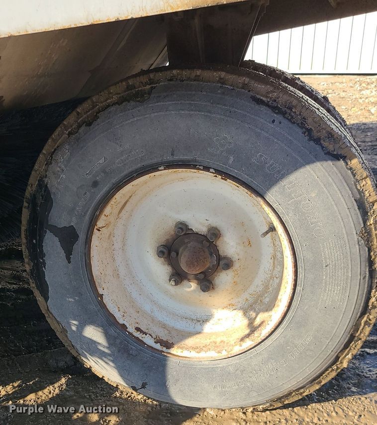 image for item DN8311 Elgin Pelican Series P street sweeper