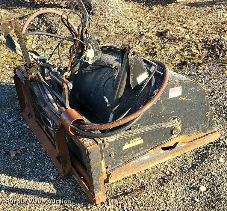 image for item DN8312 1999 Coneqtec Universal AP1000 III skid steer cold planer