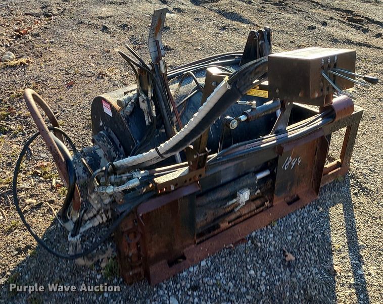 image for item DN8312 1999 Coneqtec Universal AP1000 III skid steer cold planer