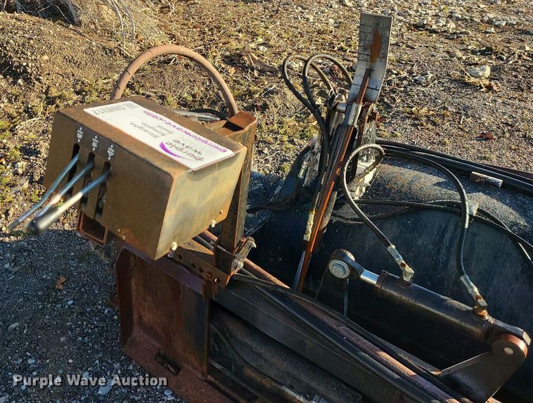 image for item DN8312 1999 Coneqtec Universal AP1000 III skid steer cold planer