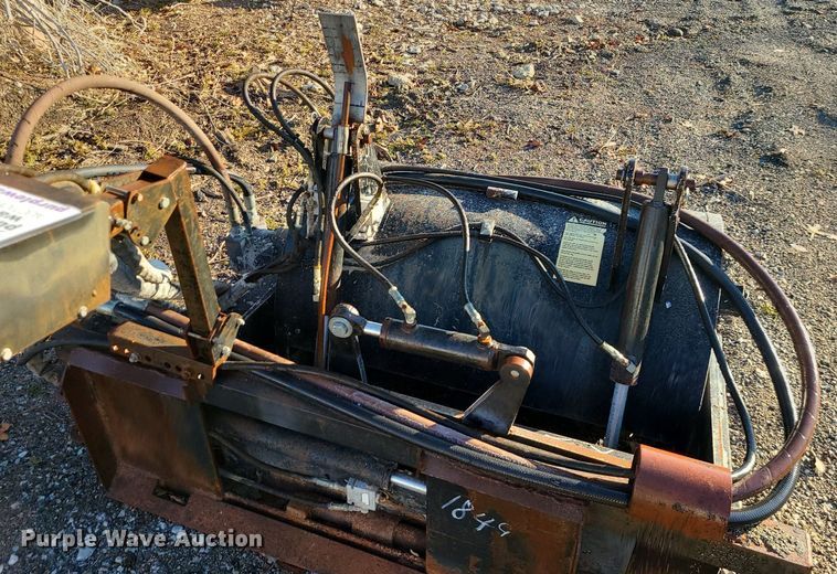 image for item DN8312 1999 Coneqtec Universal AP1000 III skid steer cold planer