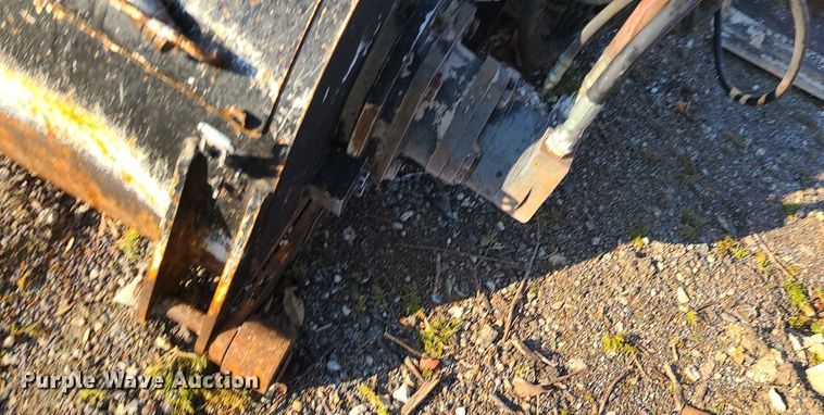 image for item DN8312 1999 Coneqtec Universal AP1000 III skid steer cold planer