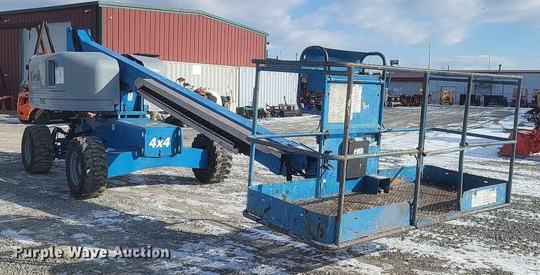 image for item DO4792 2007 Genie S-40 boom lift