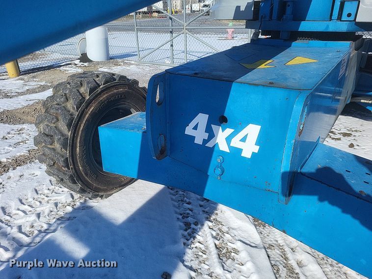 image for item DO4792 2007 Genie S-40 boom lift