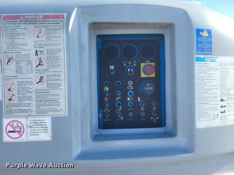 image for item DO4792 2007 Genie S-40 boom lift