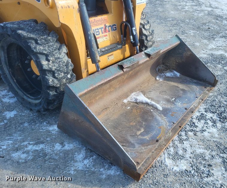 image for item DO4794 2017 Mustang  1650R skid steer loader