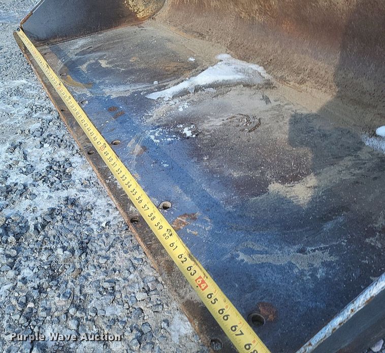 image for item DO4794 2017 Mustang  1650R skid steer loader