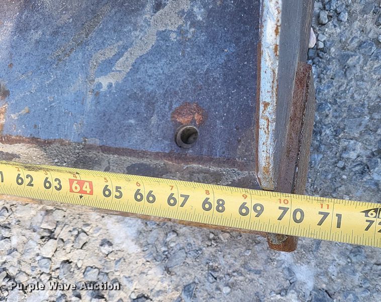 image for item DO4794 2017 Mustang  1650R skid steer loader