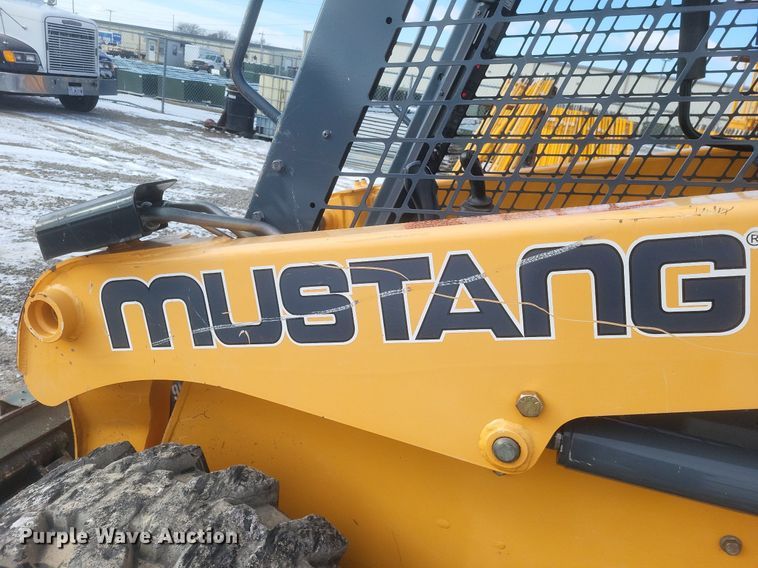 image for item DO4794 2017 Mustang  1650R skid steer loader