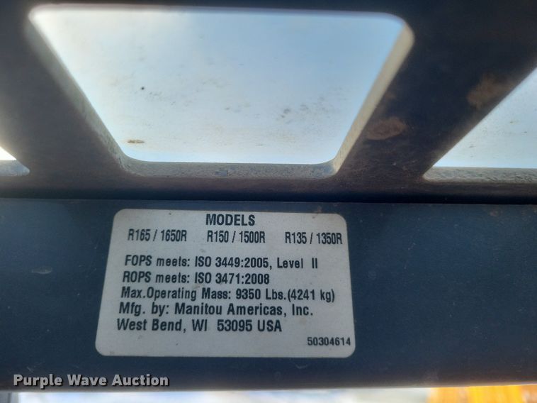 image for item DO4794 2017 Mustang  1650R skid steer loader