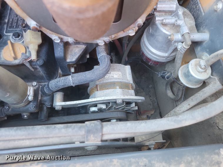 image for item DO4794 2017 Mustang  1650R skid steer loader