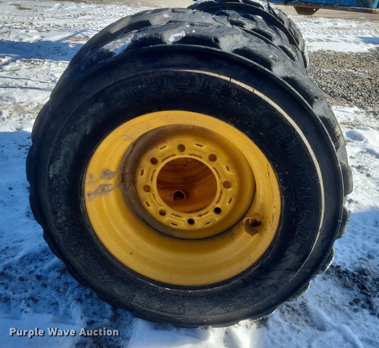 image for item DO4794 2017 Mustang  1650R skid steer loader