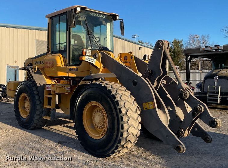 image for item DP0277 2010 Volvo  L90F  wheel loader