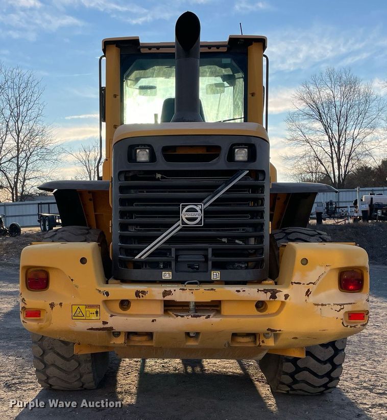 image for item DP0277 2010 Volvo  L90F  wheel loader