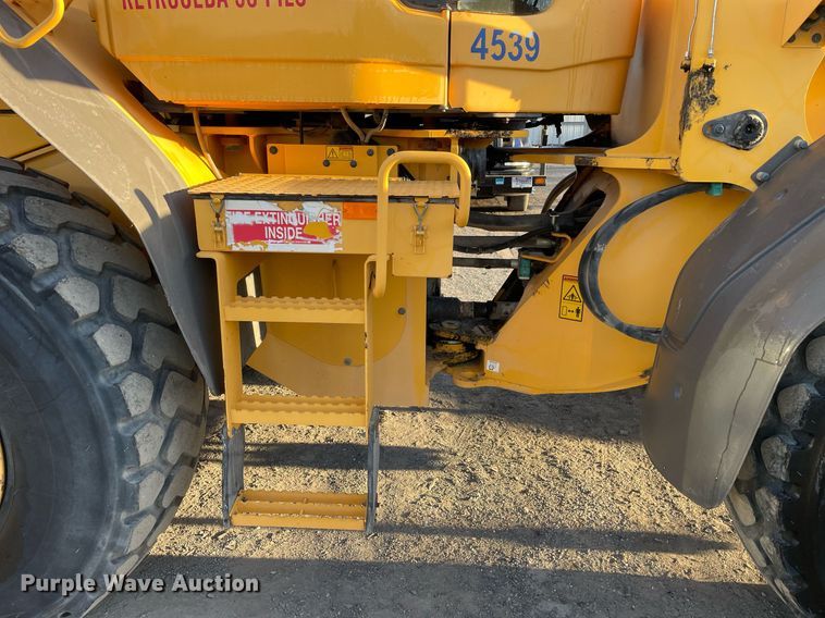 image for item DP0277 2010 Volvo  L90F  wheel loader