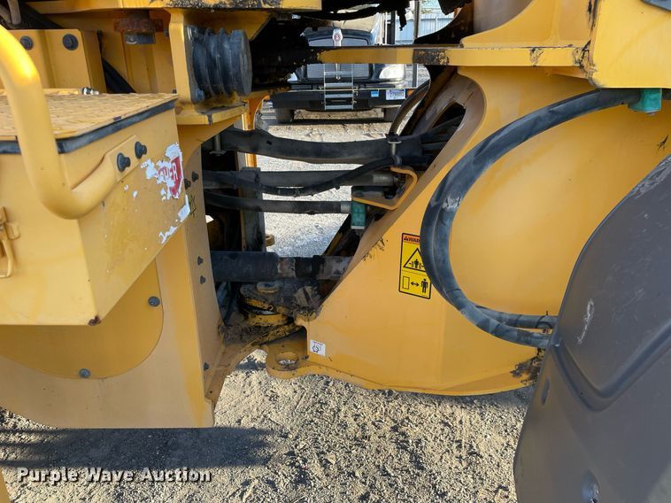 image for item DP0277 2010 Volvo  L90F  wheel loader