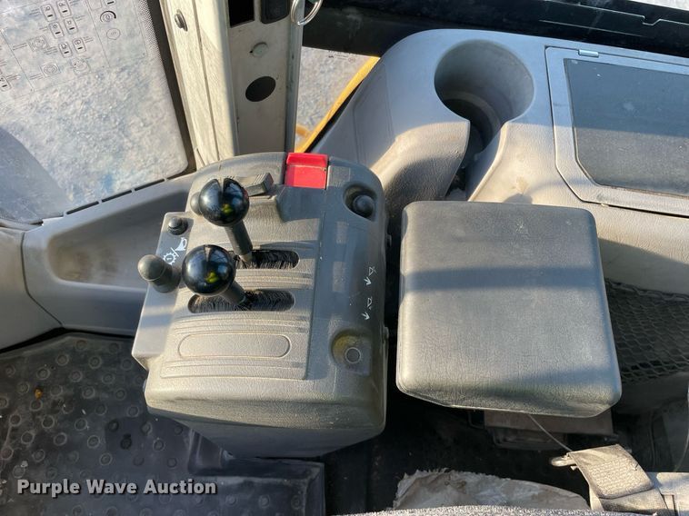 image for item DP0277 2010 Volvo  L90F  wheel loader