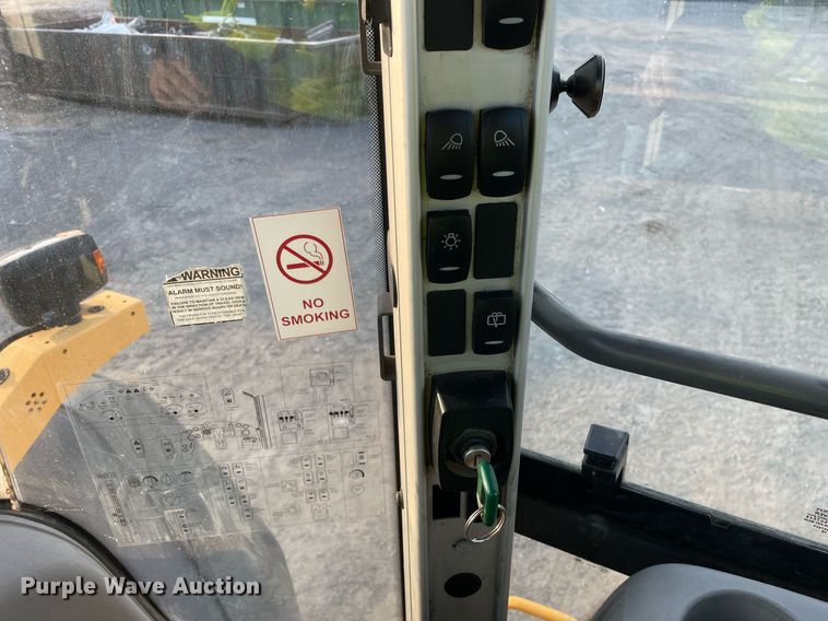 image for item DP0277 2010 Volvo  L90F  wheel loader