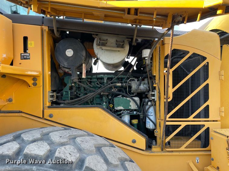 image for item DP0277 2010 Volvo  L90F  wheel loader