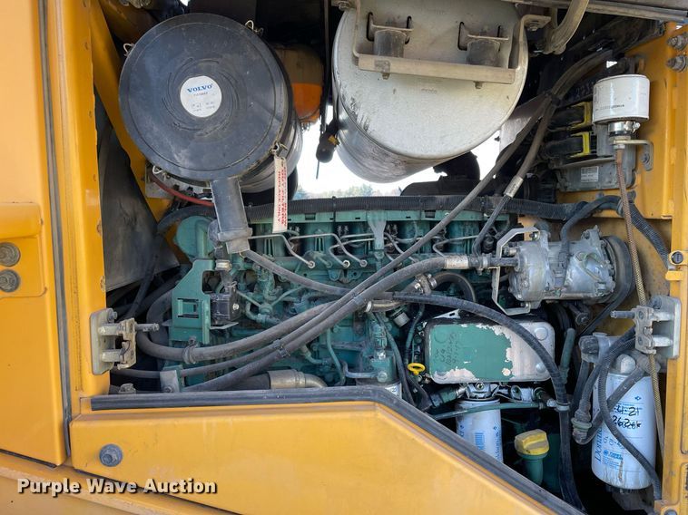 image for item DP0277 2010 Volvo  L90F  wheel loader