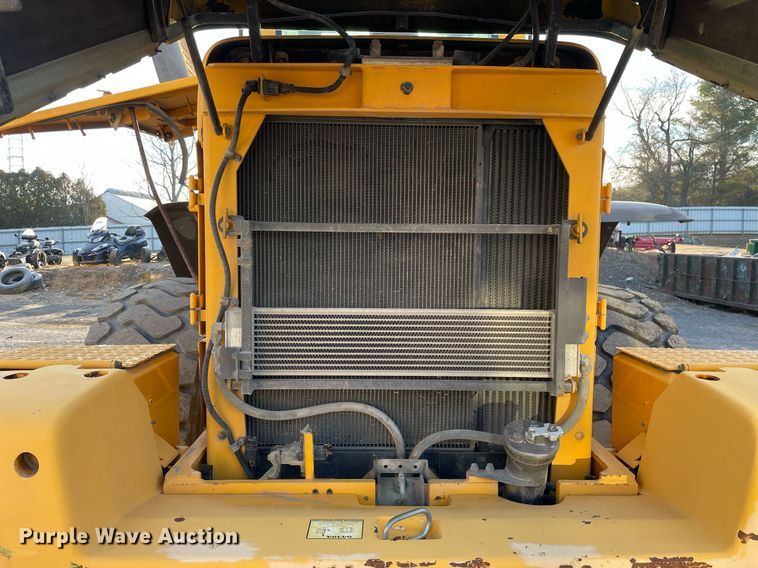 image for item DP0277 2010 Volvo  L90F  wheel loader