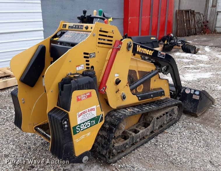 image for item DP2560 2021 Vermeer S925TX compact utility loader