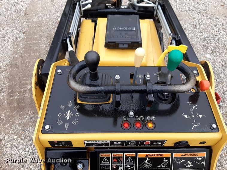 image for item DP2560 2021 Vermeer S925TX compact utility loader